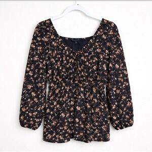 Black Floral Smocked Babydoll Peasant Top M Empire Cottagecore Boho Prairie